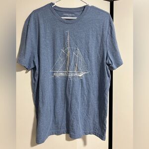 Men’s blue T-shirt— size L